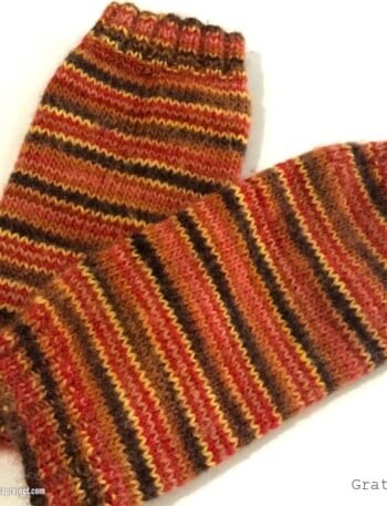 self-striping-legwarmer-knitting-pattern