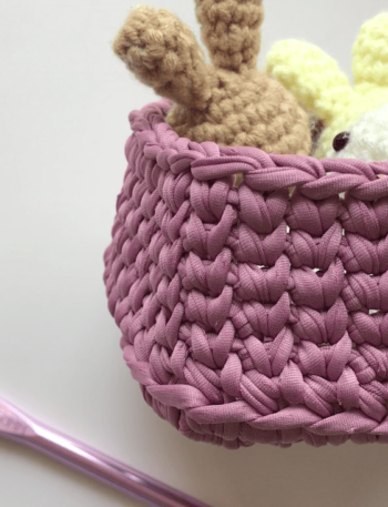 knit-look-square-basket-crochet