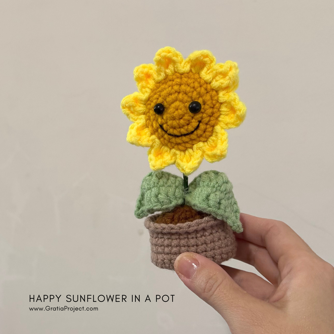 Crochet Happy Sunflower in A Pot